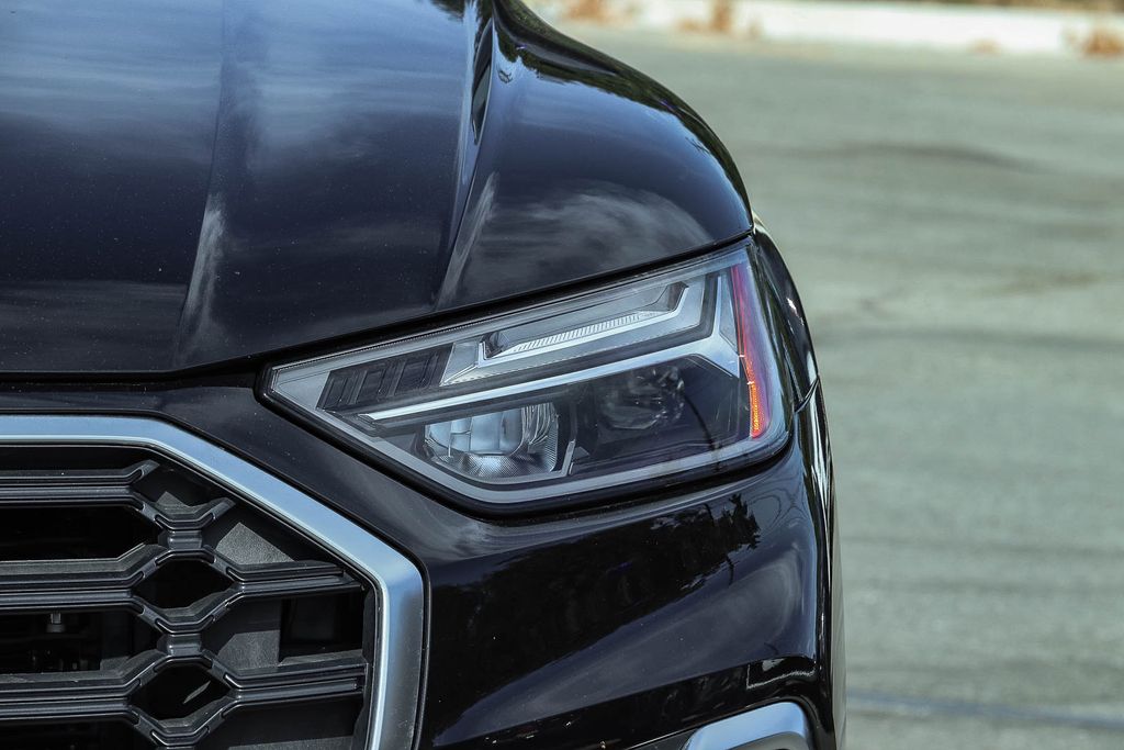 Thumbnail: 2023 Audi Q5 - 20