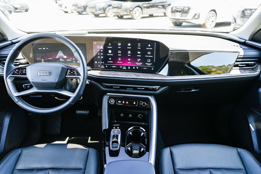 Thumbnail: 2025 Audi Q5 - 2