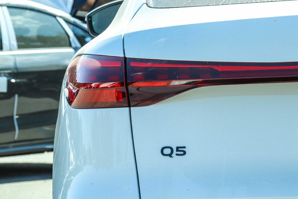 Thumbnail: 2026 Audi Q5 - 19