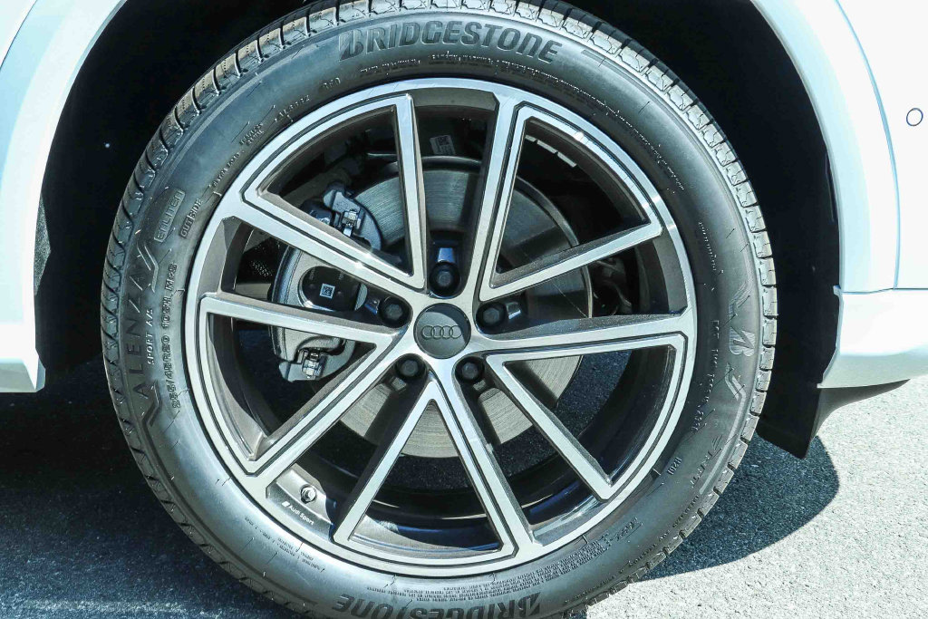 Thumbnail: 2026 Audi Q5 - 6