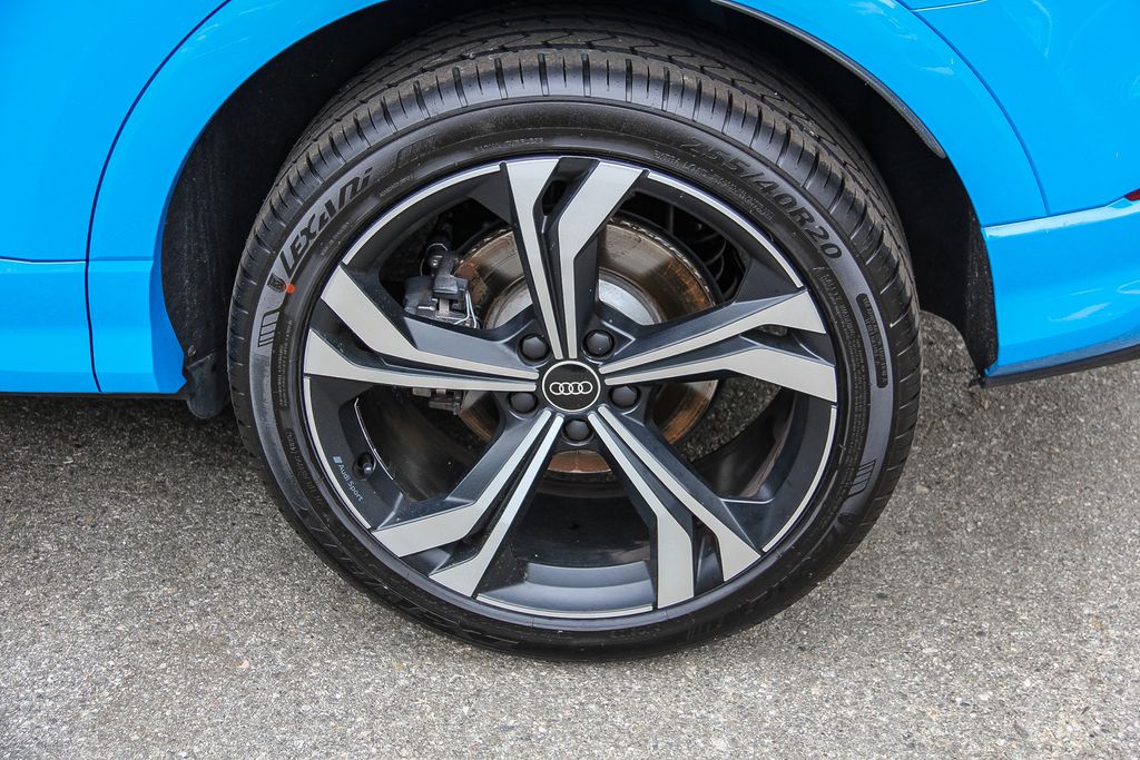Thumbnail: 2023 Audi Q3 - 21