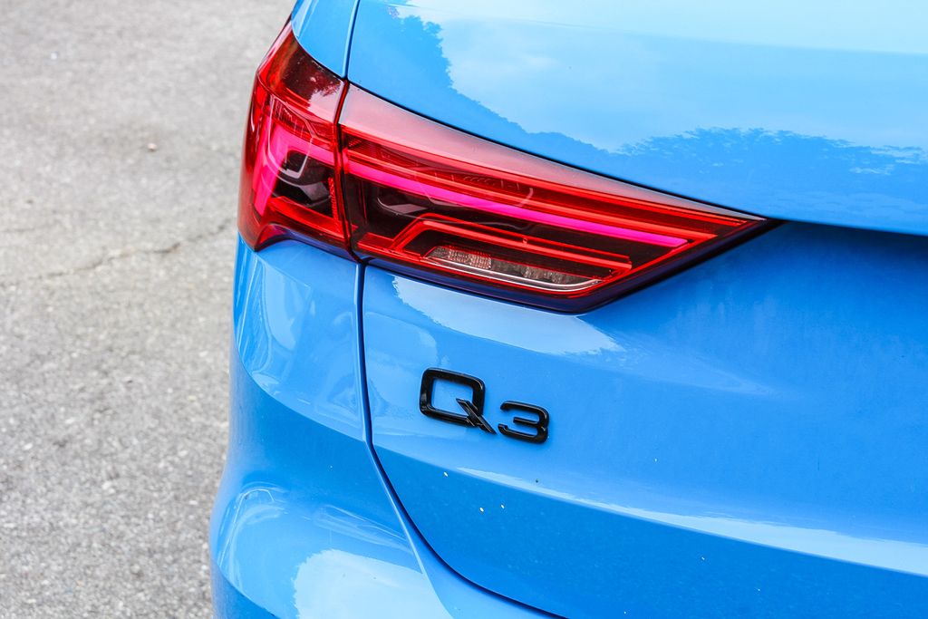 Thumbnail: 2023 Audi Q3 - 22