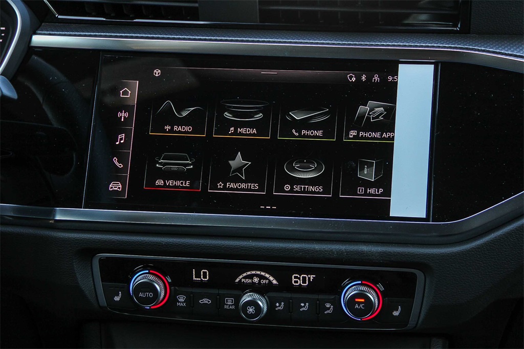 Thumbnail: 2025 Audi Q3 - 24