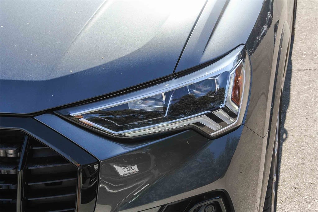 Thumbnail: 2025 Audi Q3 - 19