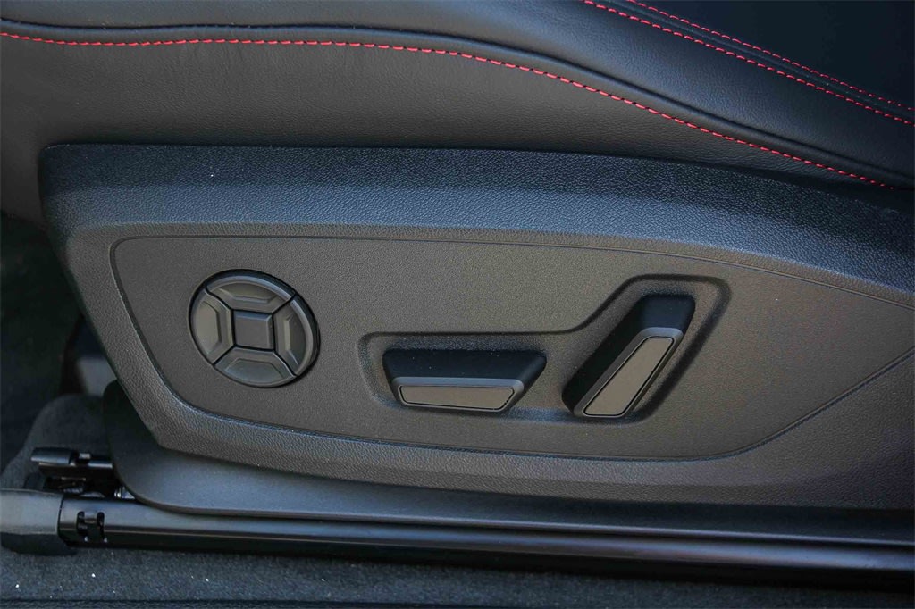 Thumbnail: 2025 Audi Q3 - 26