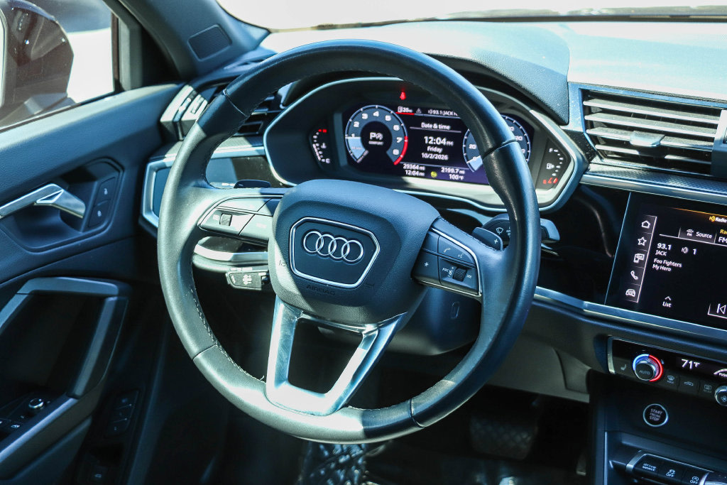 Thumbnail: 2024 Audi Q3 - 12