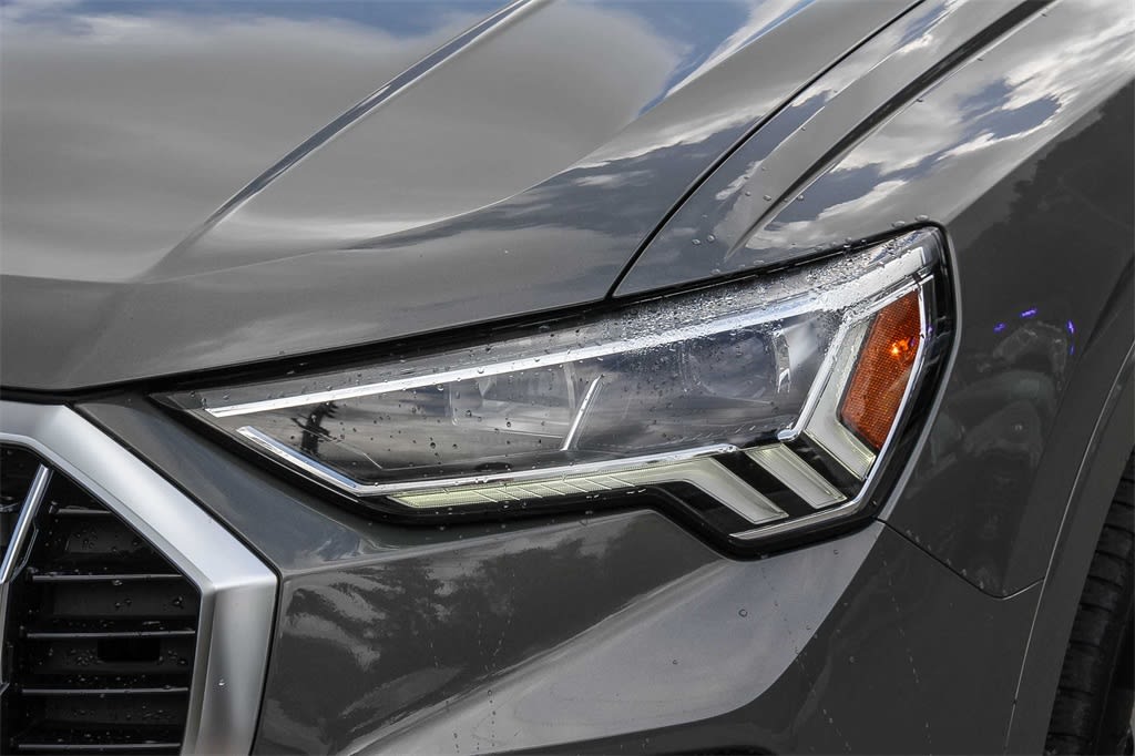 Thumbnail: 2022 Audi Q3 - 19