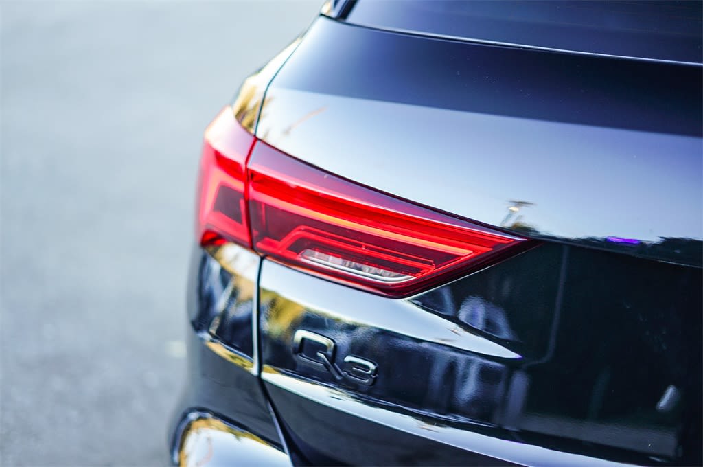 Thumbnail: 2025 Audi Q3 - 20