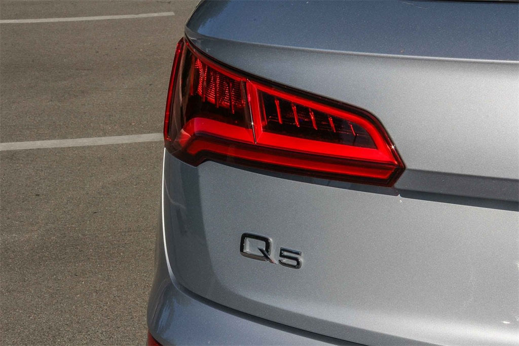 Thumbnail: 2020 Audi Q5 - 21