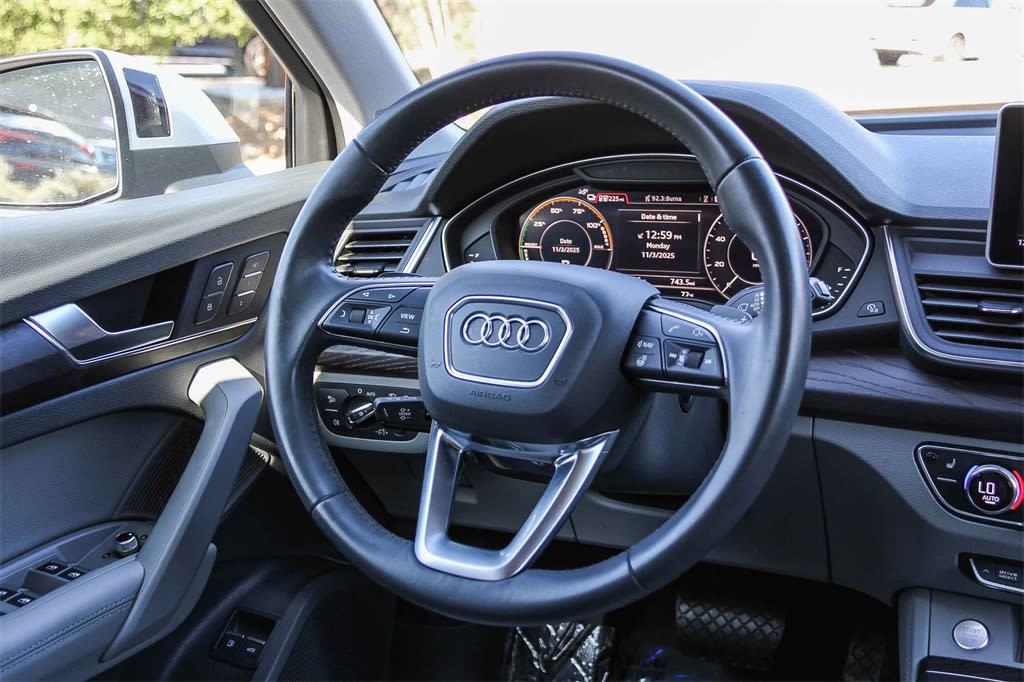 Thumbnail: 2020 Audi Q5 - 8