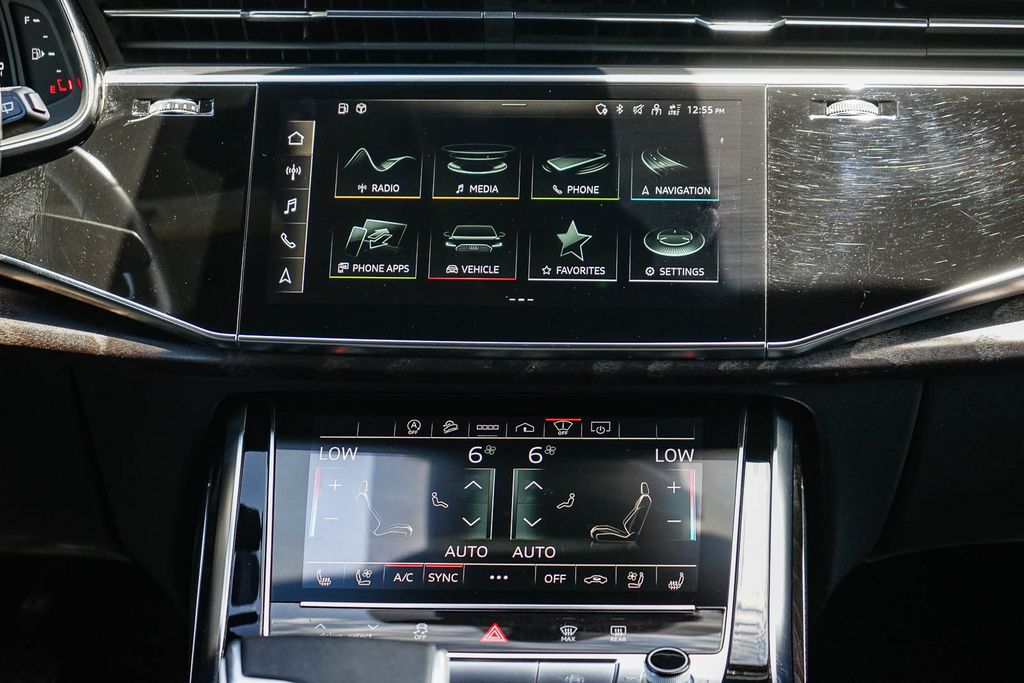 Thumbnail: 2021 Audi Q8 - 12