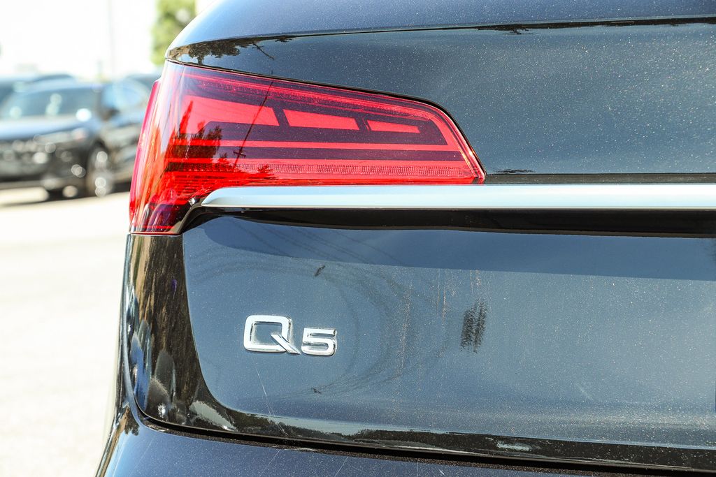 Thumbnail: 2023 Audi Q5 - 22