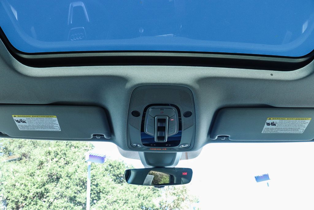Thumbnail: 2023 Audi Q5 - 24