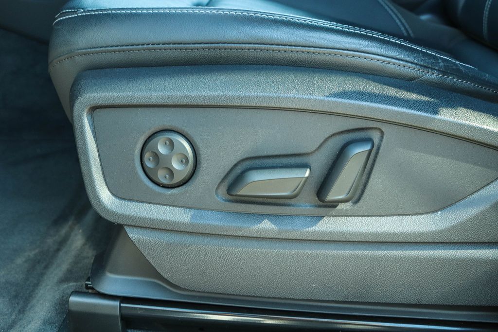 Thumbnail: 2023 Audi Q5 - 27
