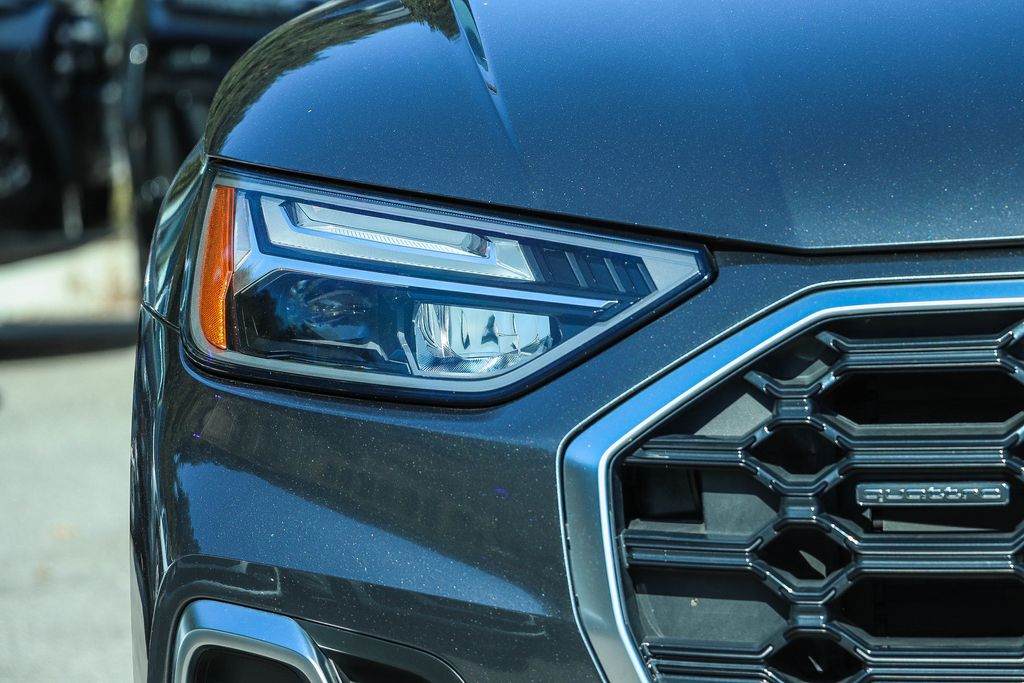 Thumbnail: 2023 Audi Q5 - 21
