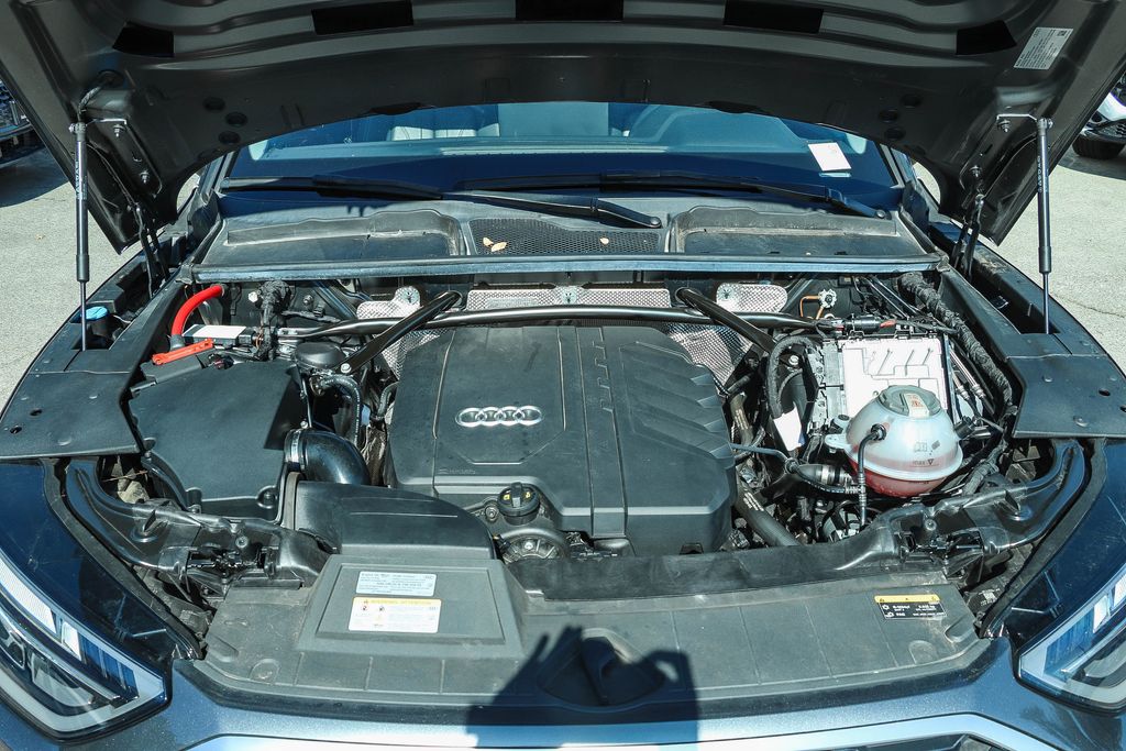 Thumbnail: 2023 Audi Q5 - 7