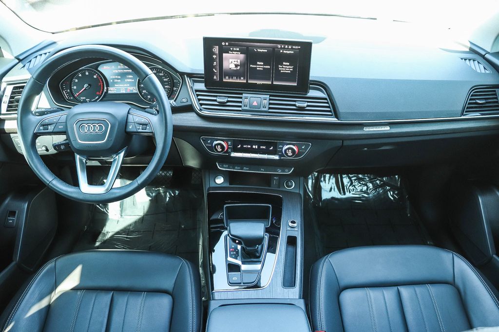 Thumbnail: 2023 Audi Q5 - 2