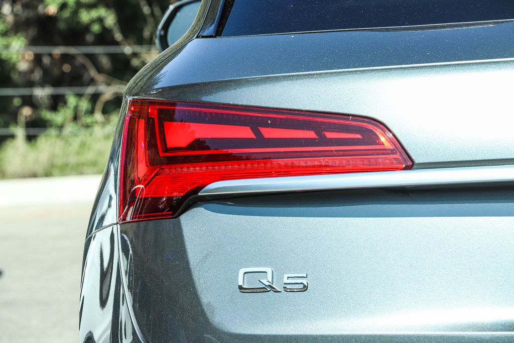 Thumbnail: 2023 Audi Q5 - 22