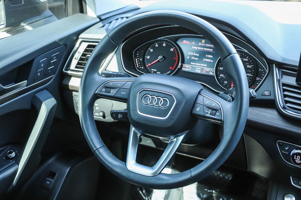 Thumbnail: 2023 Audi Q5 - 13