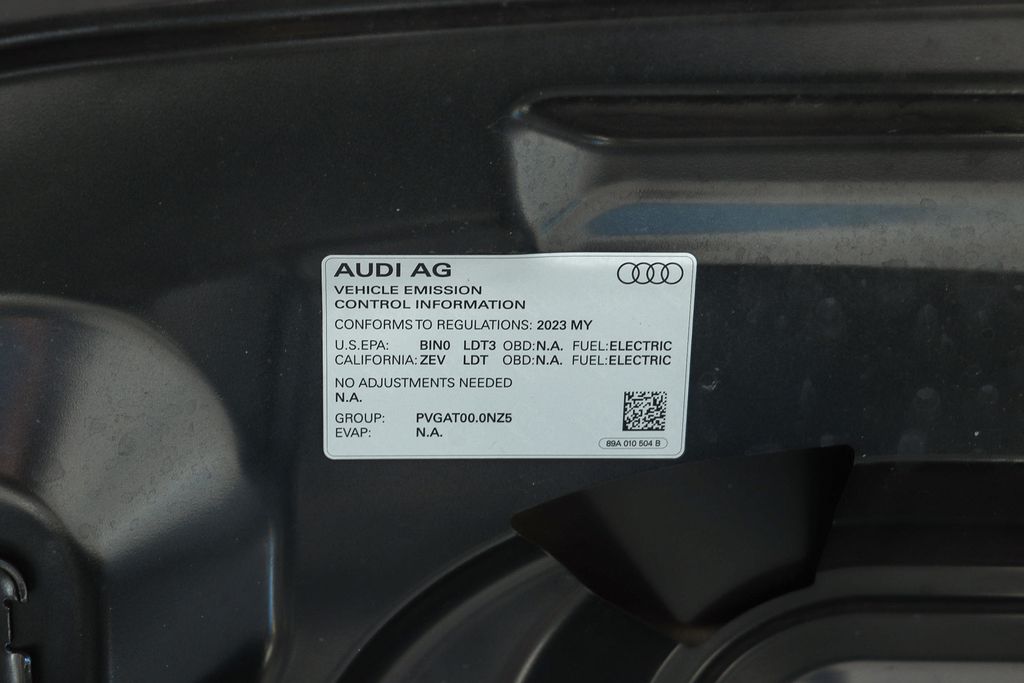Thumbnail: 2023 Audi Q4 e-tron - 17