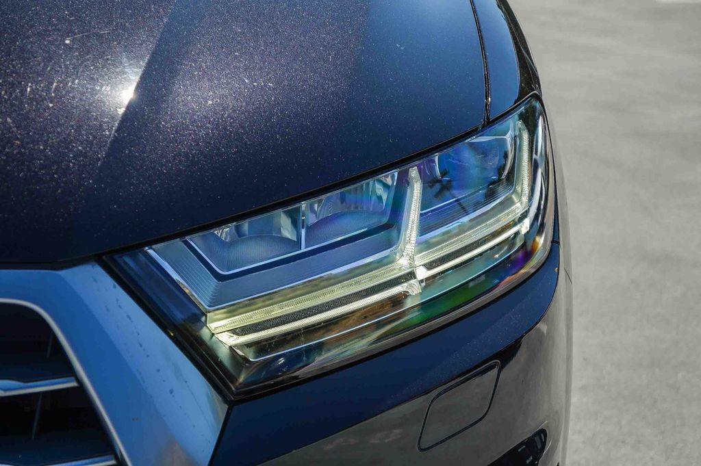 Thumbnail: 2017 Audi Q7 - 21