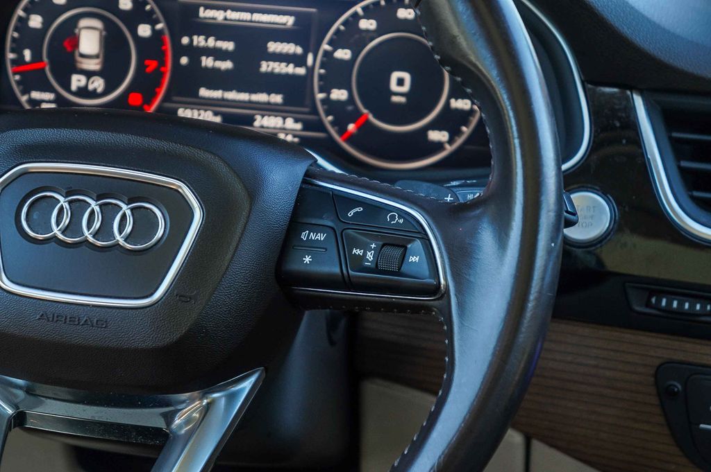 Thumbnail: 2017 Audi Q7 - 24