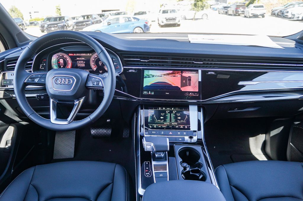 Thumbnail: 2026 Audi Q7 - 2