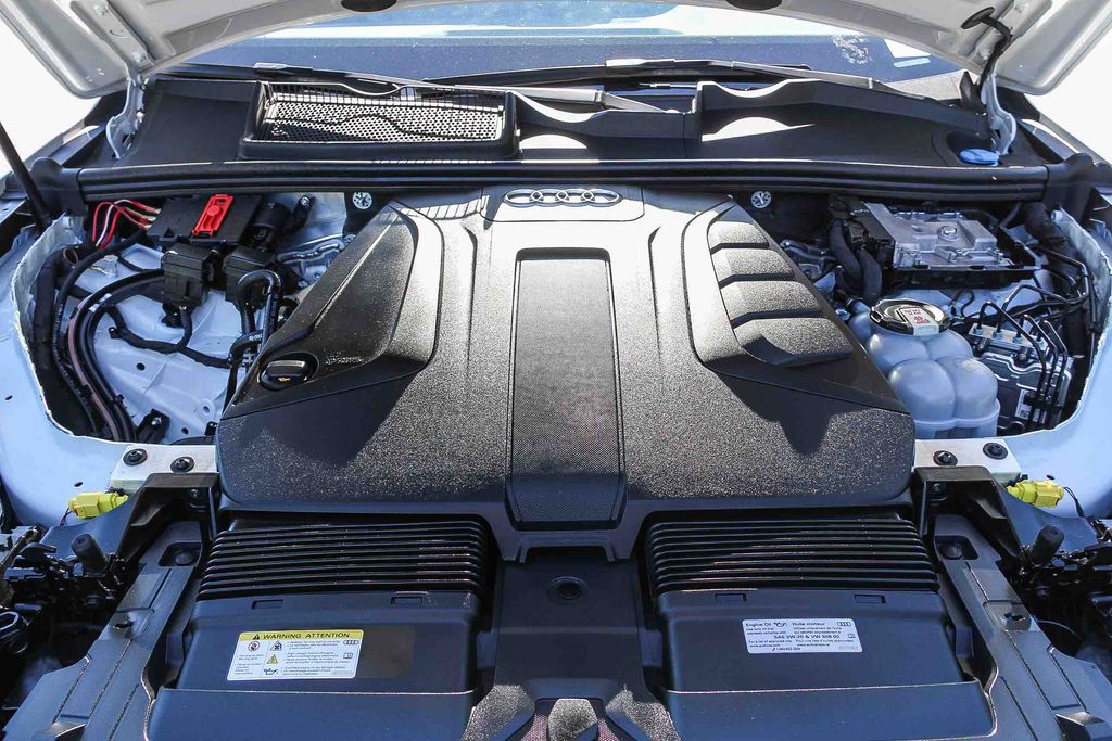 2023 Audi Q7 Premium Plus - Photo 6