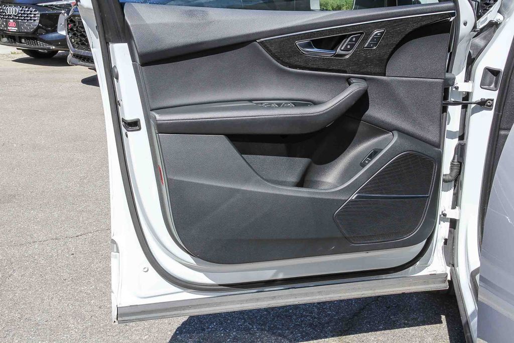 2023 Audi Q7 Premium Plus - Photo 23
