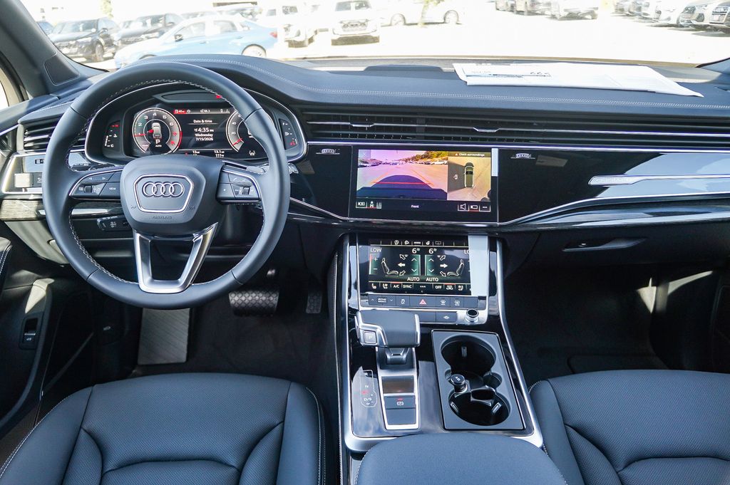 Thumbnail: 2026 Audi Q7 - 2