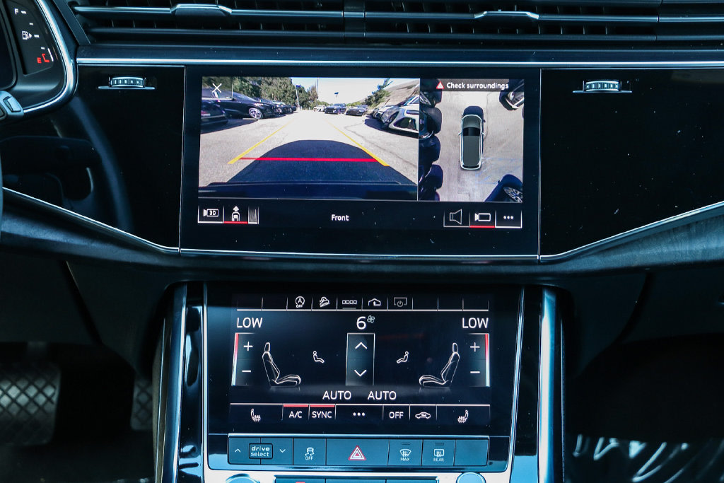 Thumbnail: 2023 Audi Q7 - 14