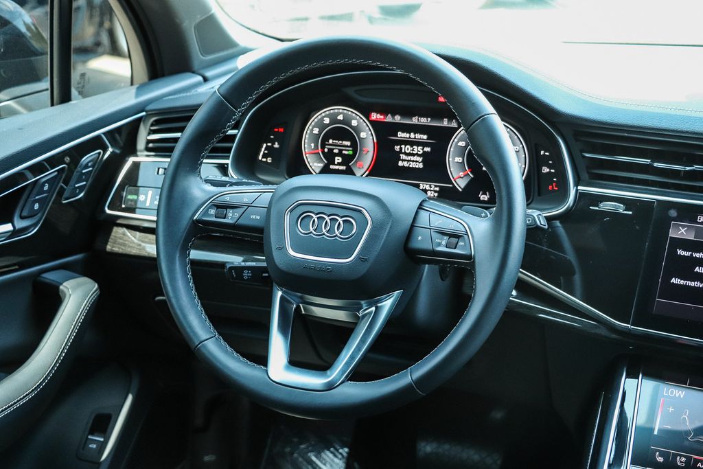 Thumbnail: 2025 Audi Q7 - 8