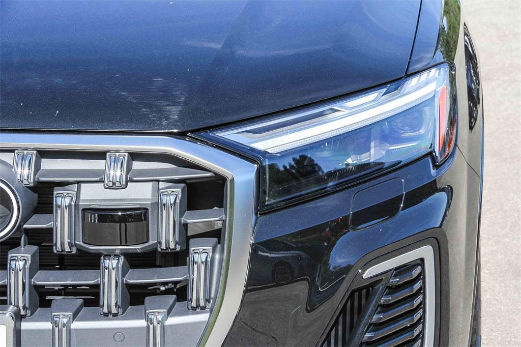 Thumbnail: 2026 Audi Q7 - 18