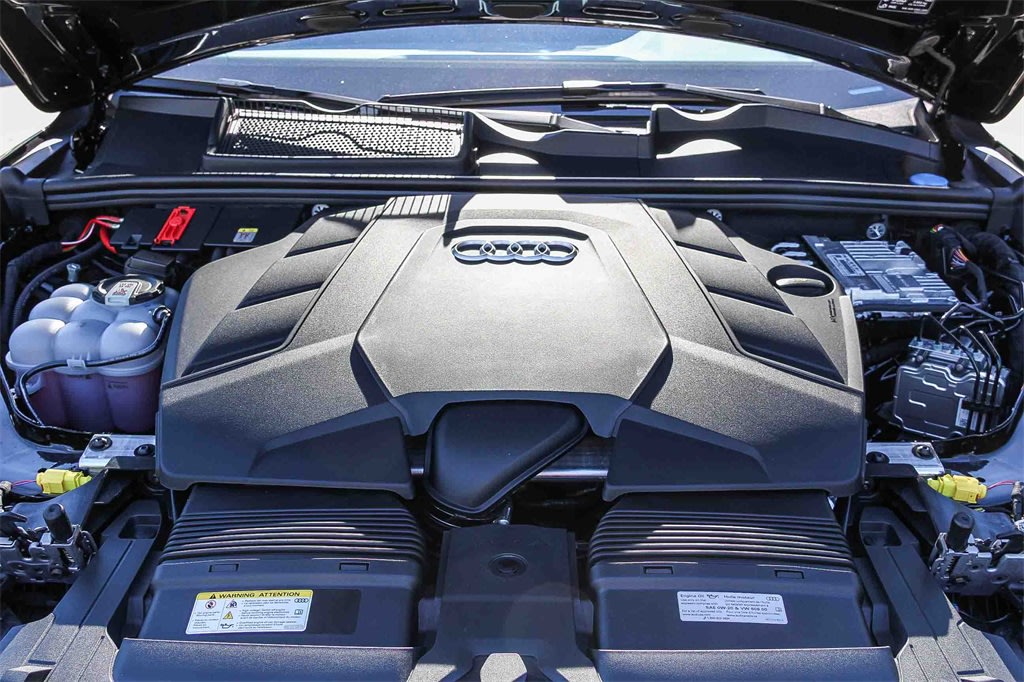 Thumbnail: 2026 Audi Q7 - 7