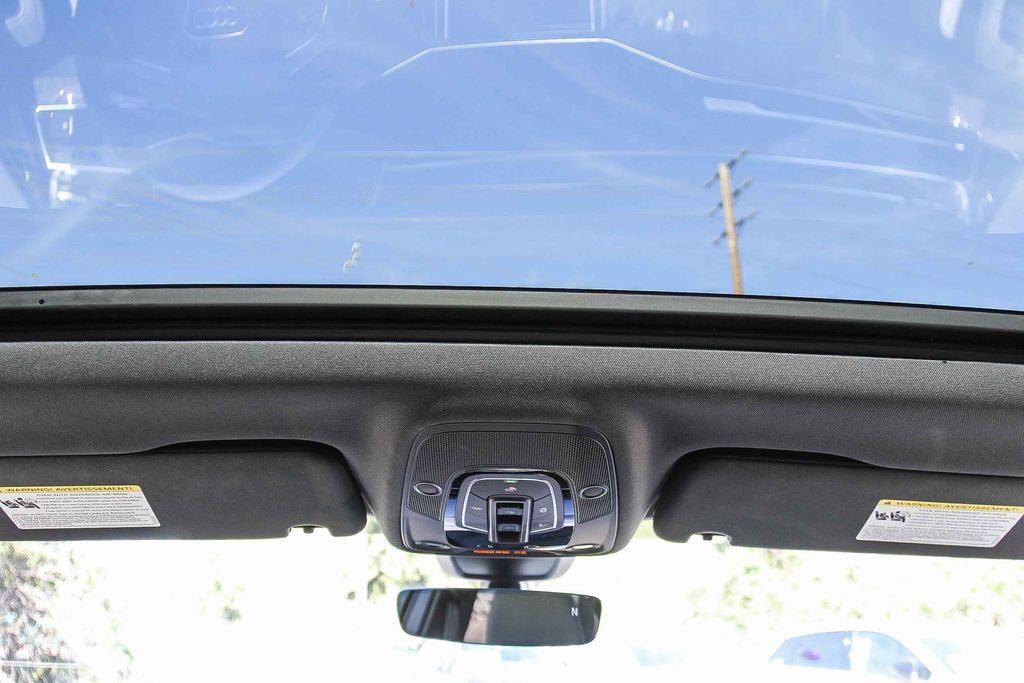 Thumbnail: 2026 Audi Q7 - 23