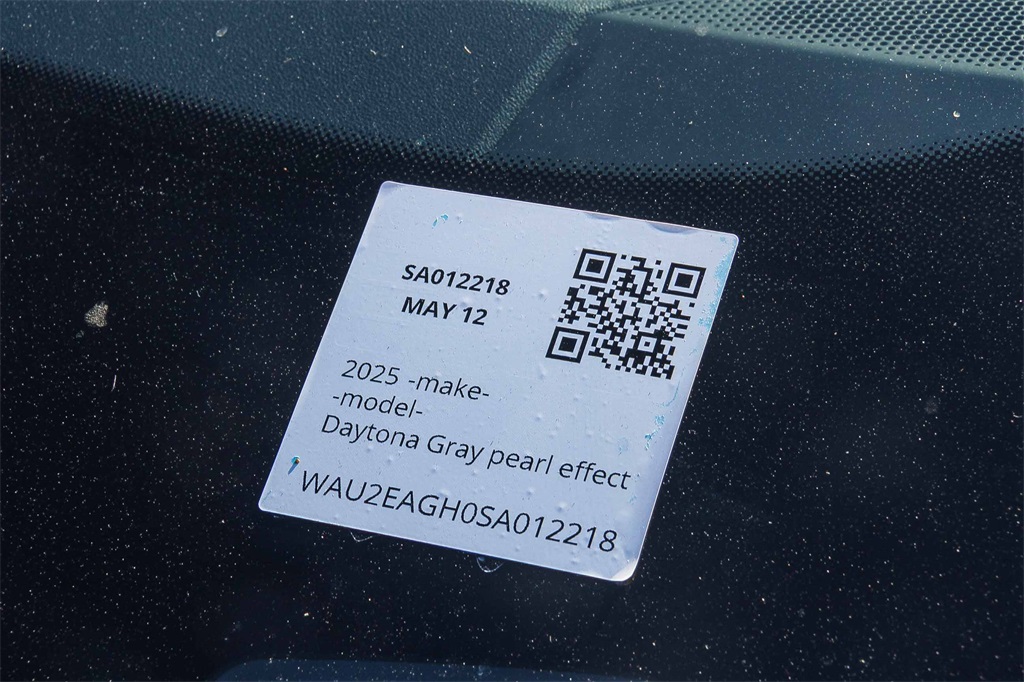 Thumbnail: 2025 Audi e-tron S - 29