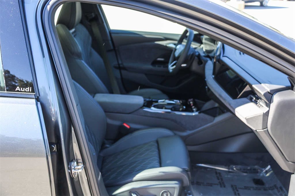 Thumbnail: 2025 Audi e-tron S - 8