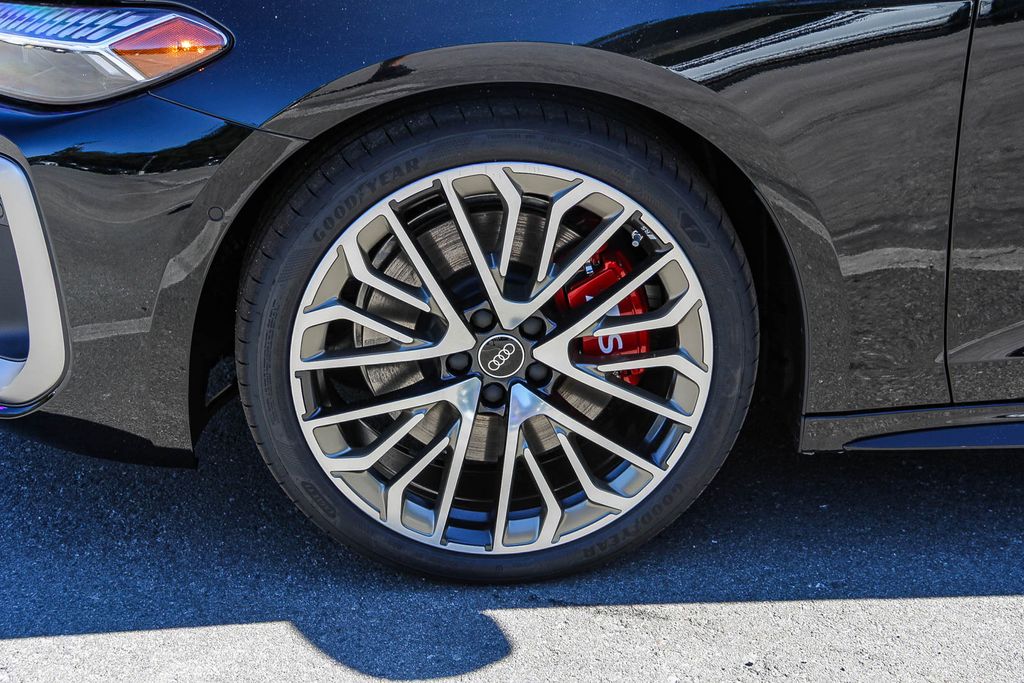 Thumbnail: 2025 Audi S5 - 7