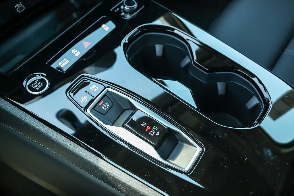 Thumbnail: 2026 Audi A5 - 14