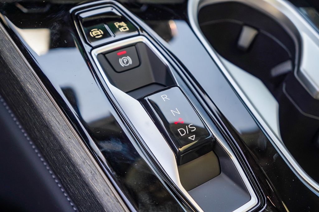 Thumbnail: 2026 Audi A6 - 13