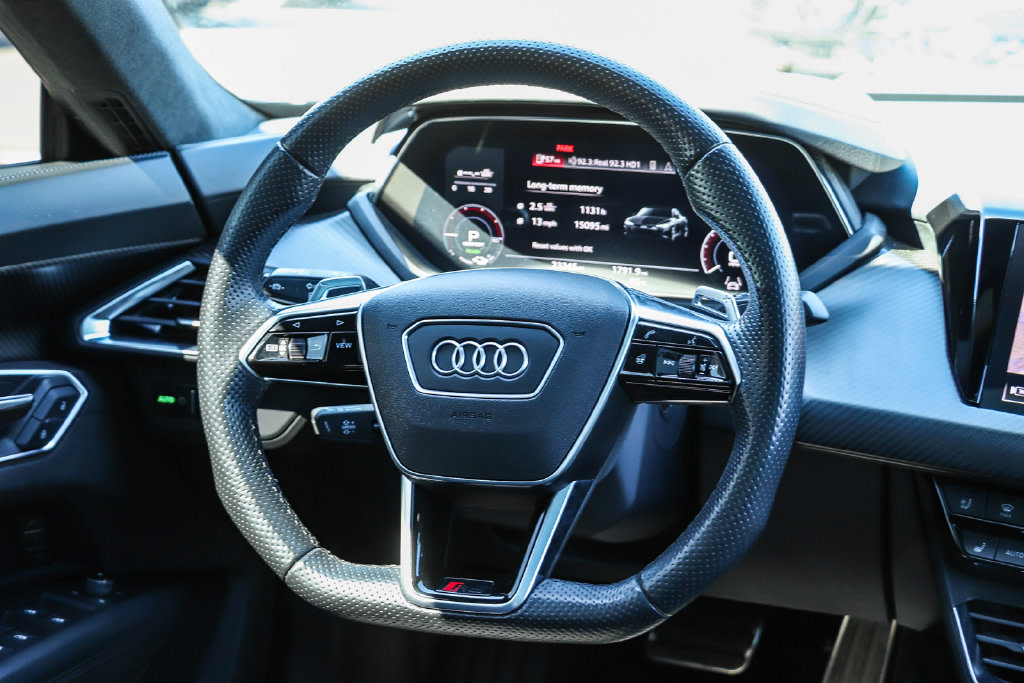 Thumbnail: 2023 Audi e-tron GT - 7