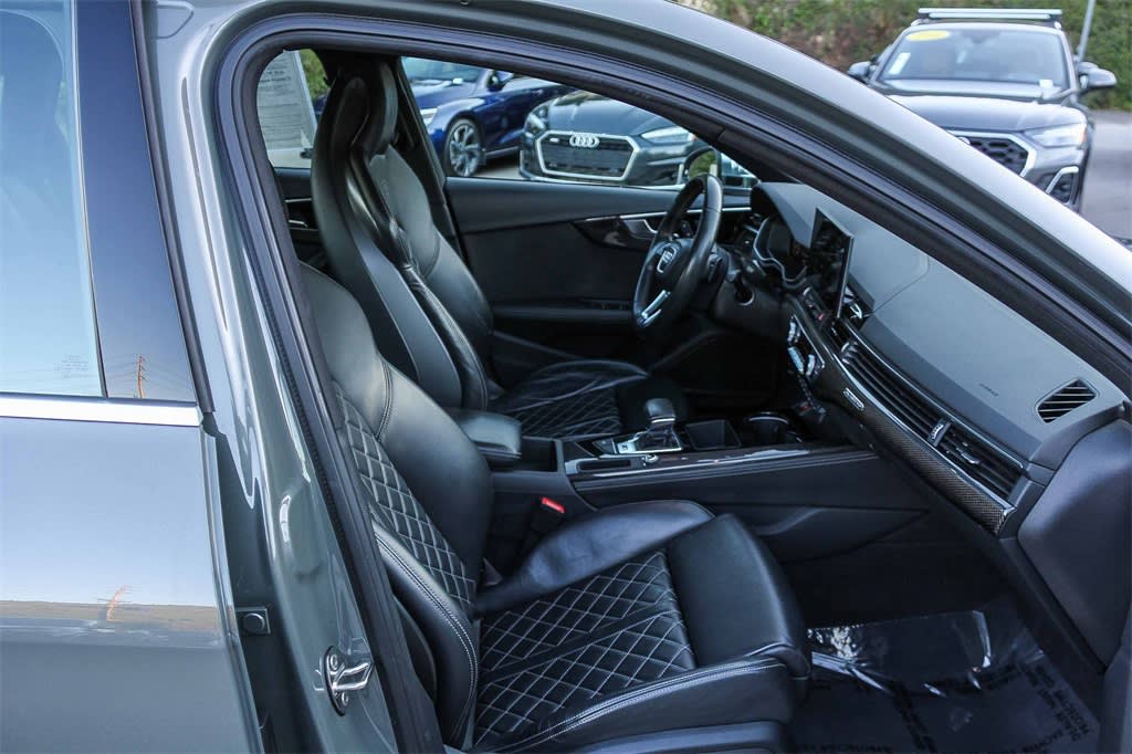 Thumbnail: 2023 Audi S4 - 9