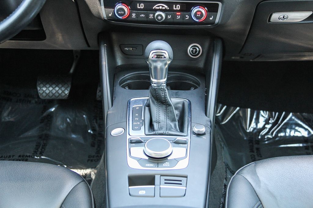 Thumbnail: 2020 Audi A3 - 13