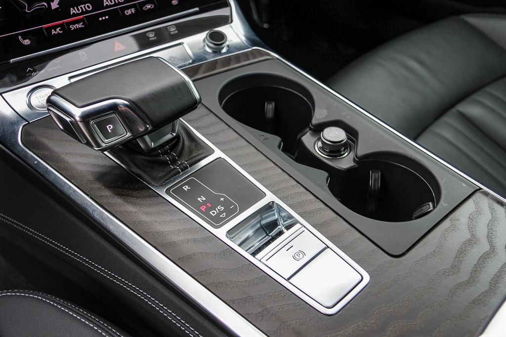 Thumbnail: 2020 Audi A6 - 24