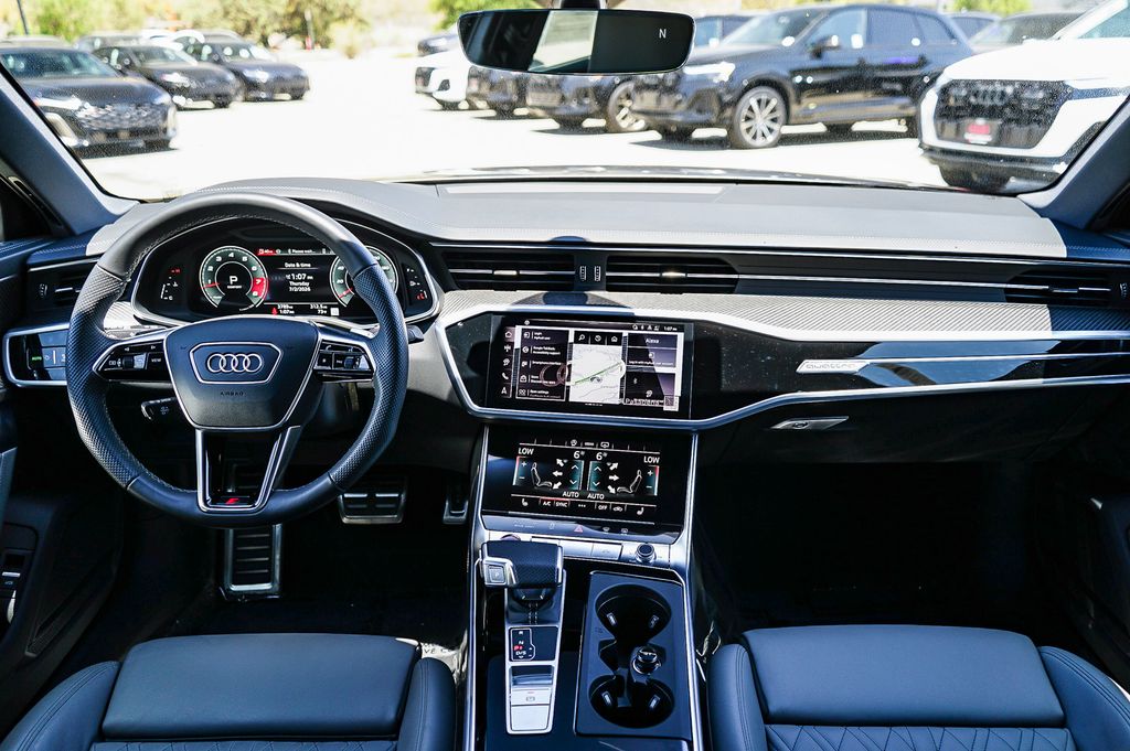 Thumbnail: 2025 Audi S6 - 2