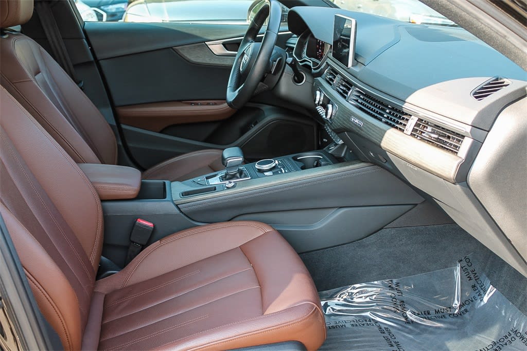 Thumbnail: 2019 Audi A4 - 10