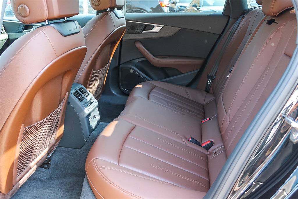 Thumbnail: 2019 Audi A4 - 12