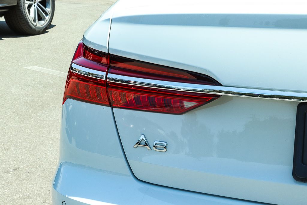 Thumbnail: 2019 Audi A6 - 21