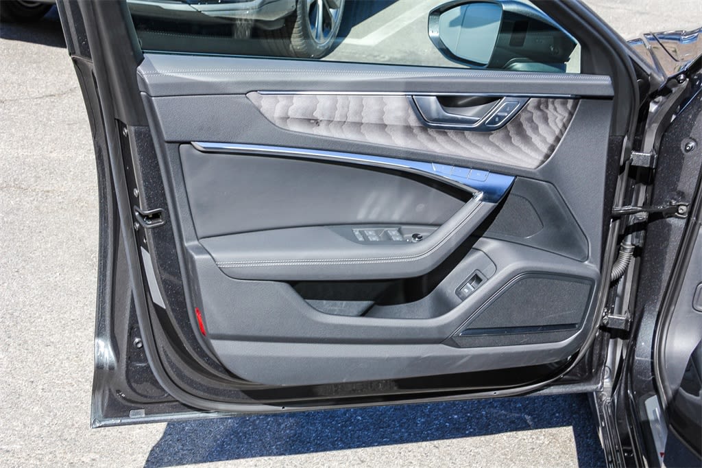 Thumbnail: 2025 Audi A6 - 27