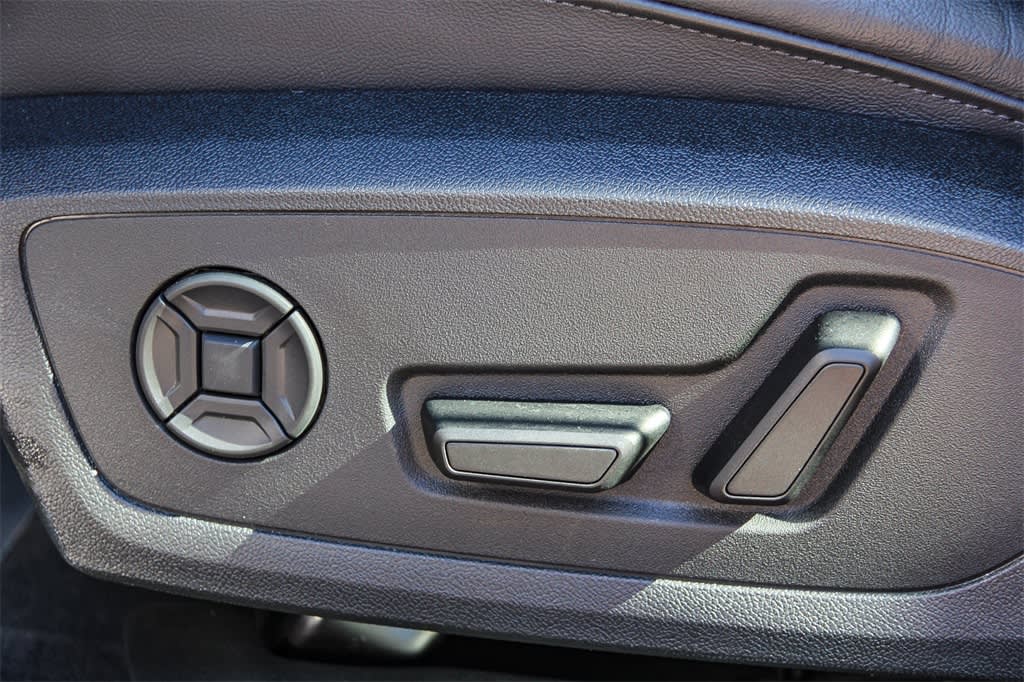 Thumbnail: 2025 Audi A6 - 26